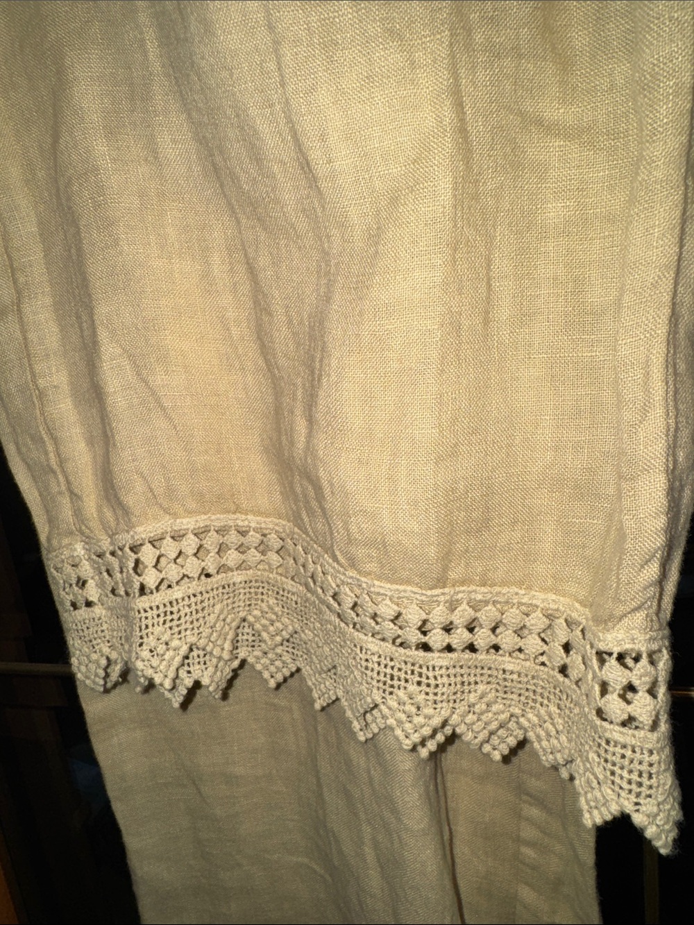 Women’s Linen Cropped Pants in Beige - Large - Picture 2 of 4